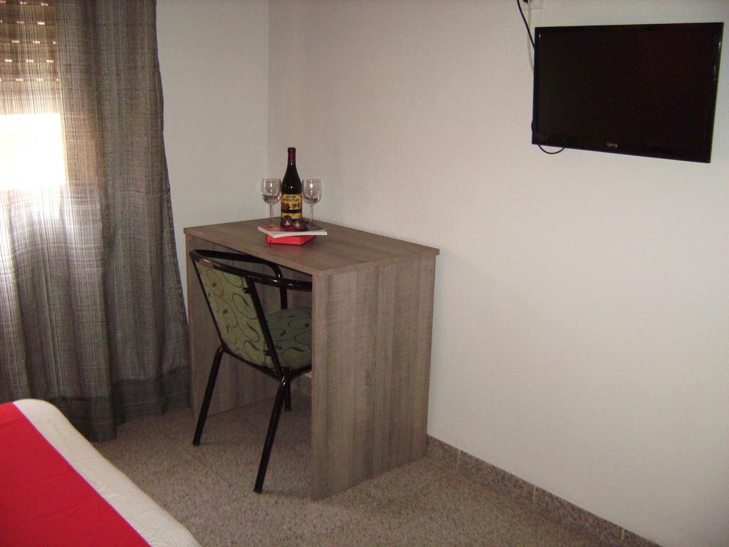 Pension Miami Almassora Zimmer foto