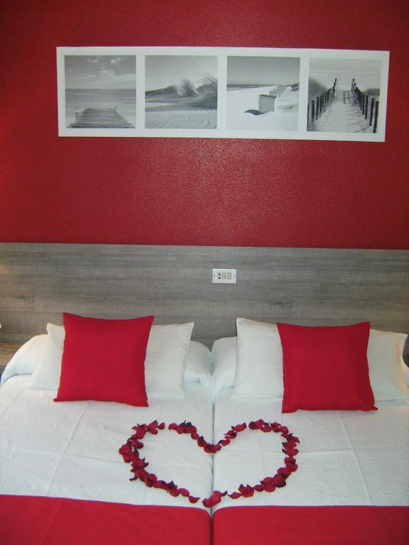 Pension Miami Almassora Zimmer foto