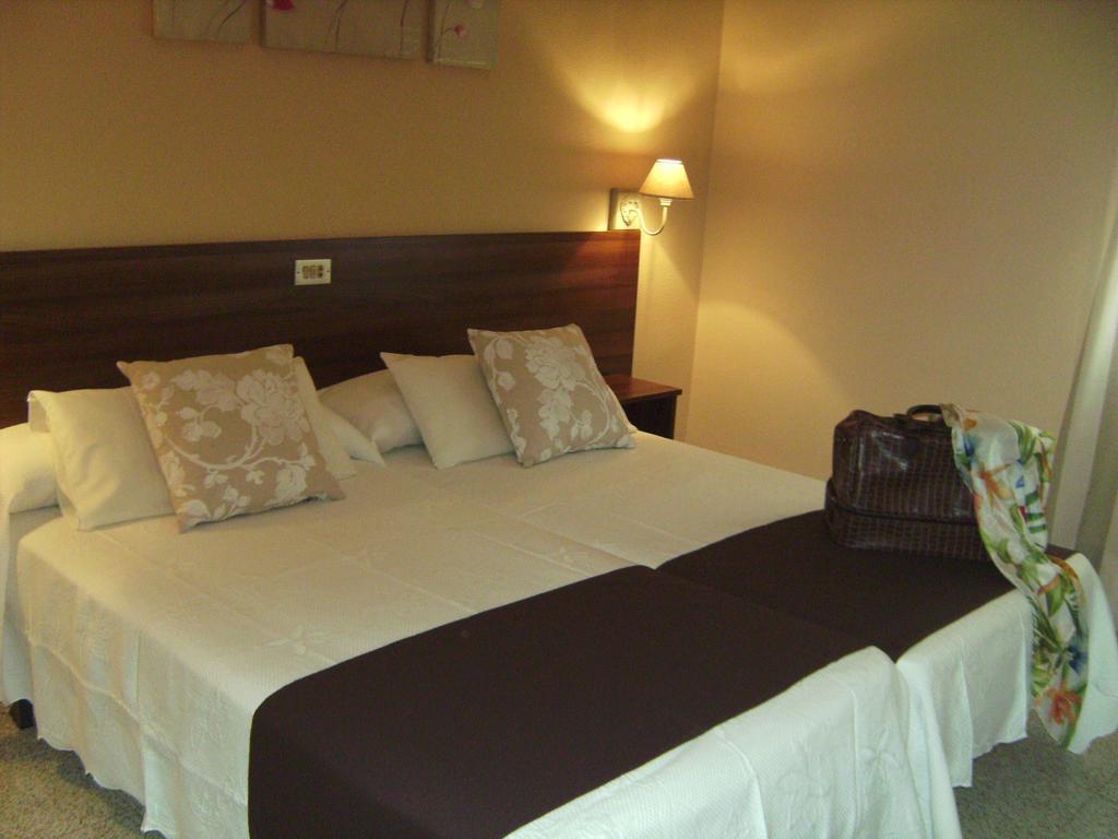 Pension Miami Almassora Zimmer foto
