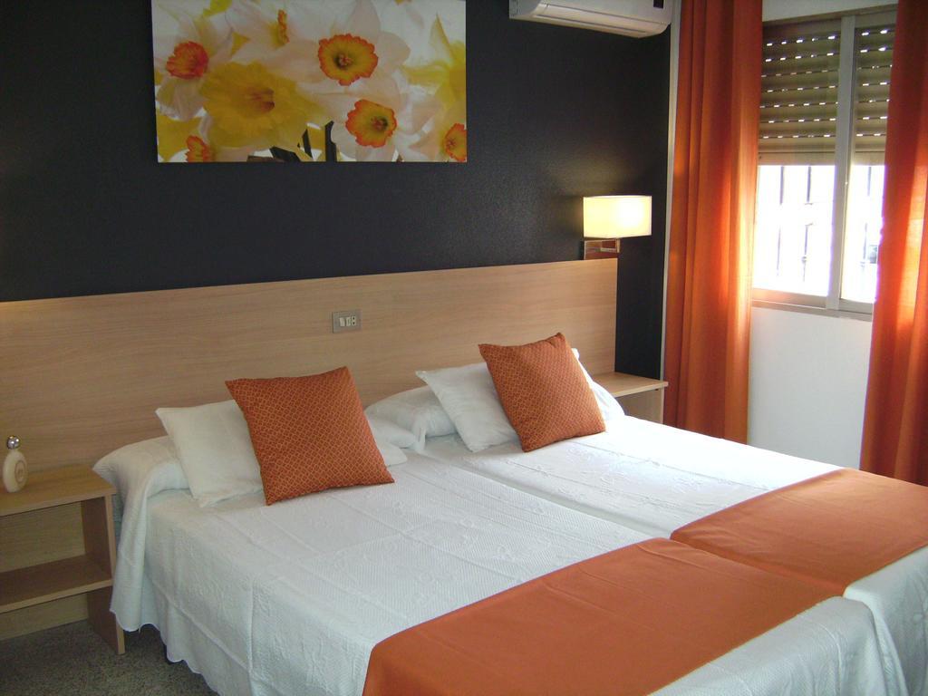 Pension Miami Almassora Zimmer foto